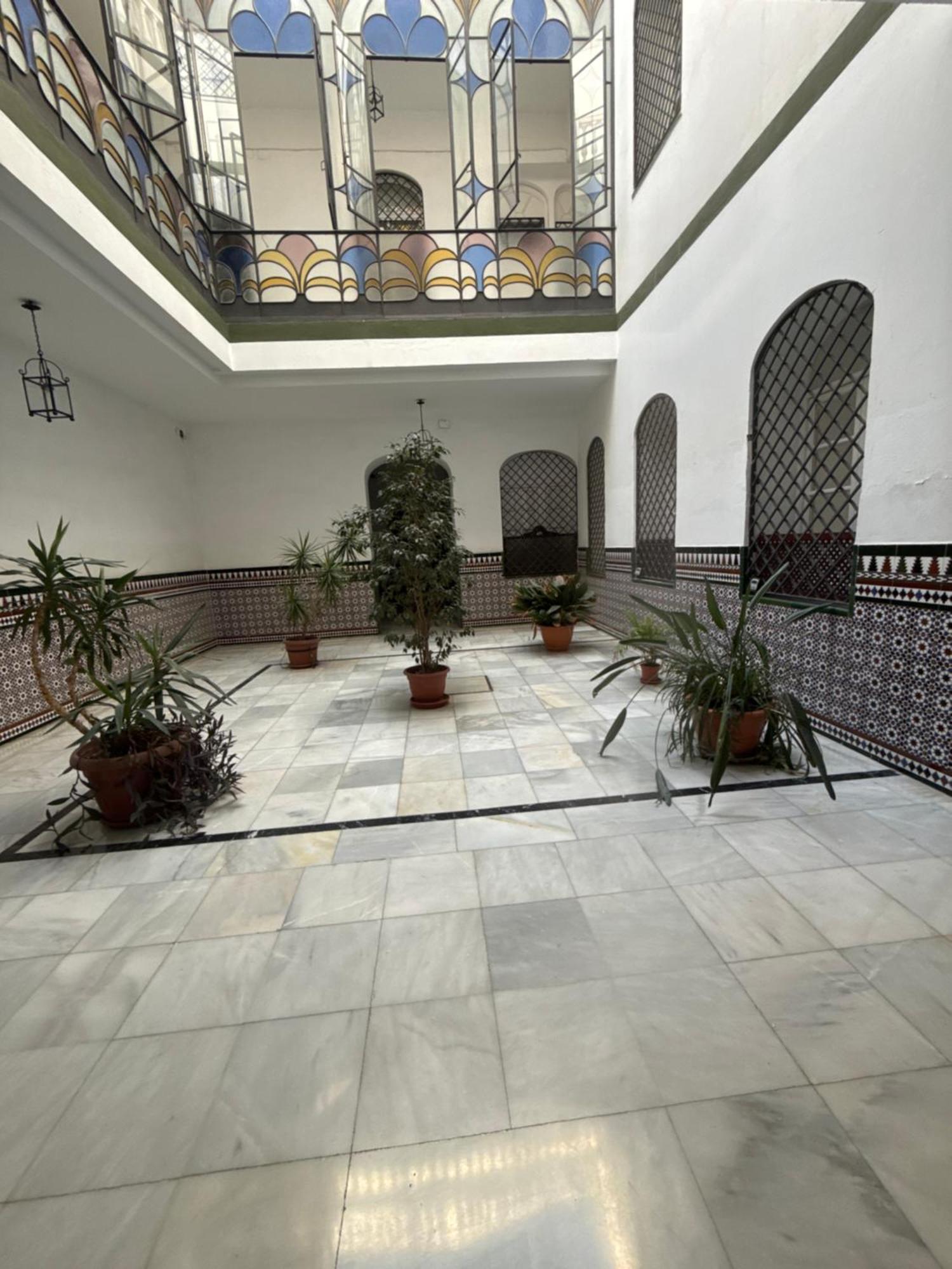 Pikis Center Sevilla Екстер'єр фото